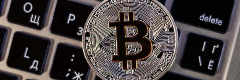 What Is a Bitcoin Faucet Anyway? Here’s The Answer! [Guide]